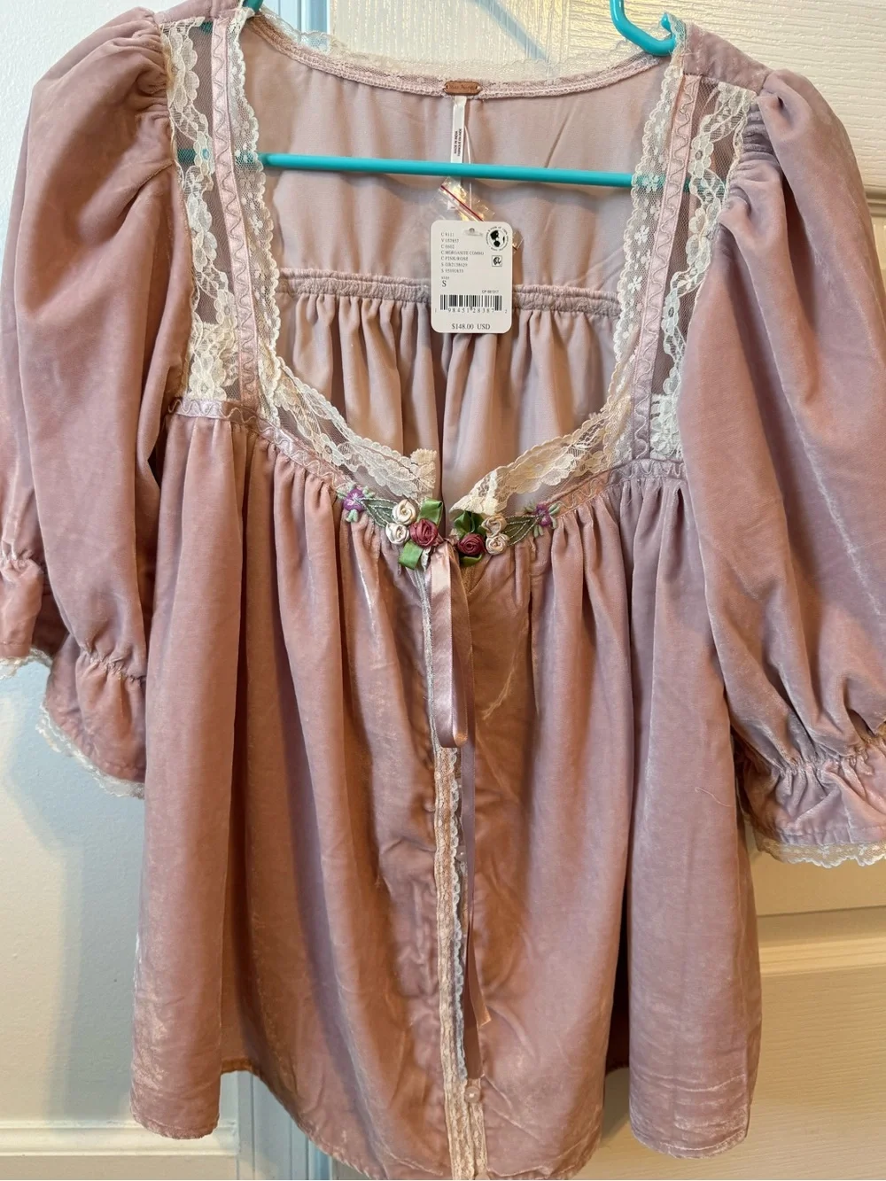 Free people Sz small nwt pink velvety blouse - Picture 3 of 7